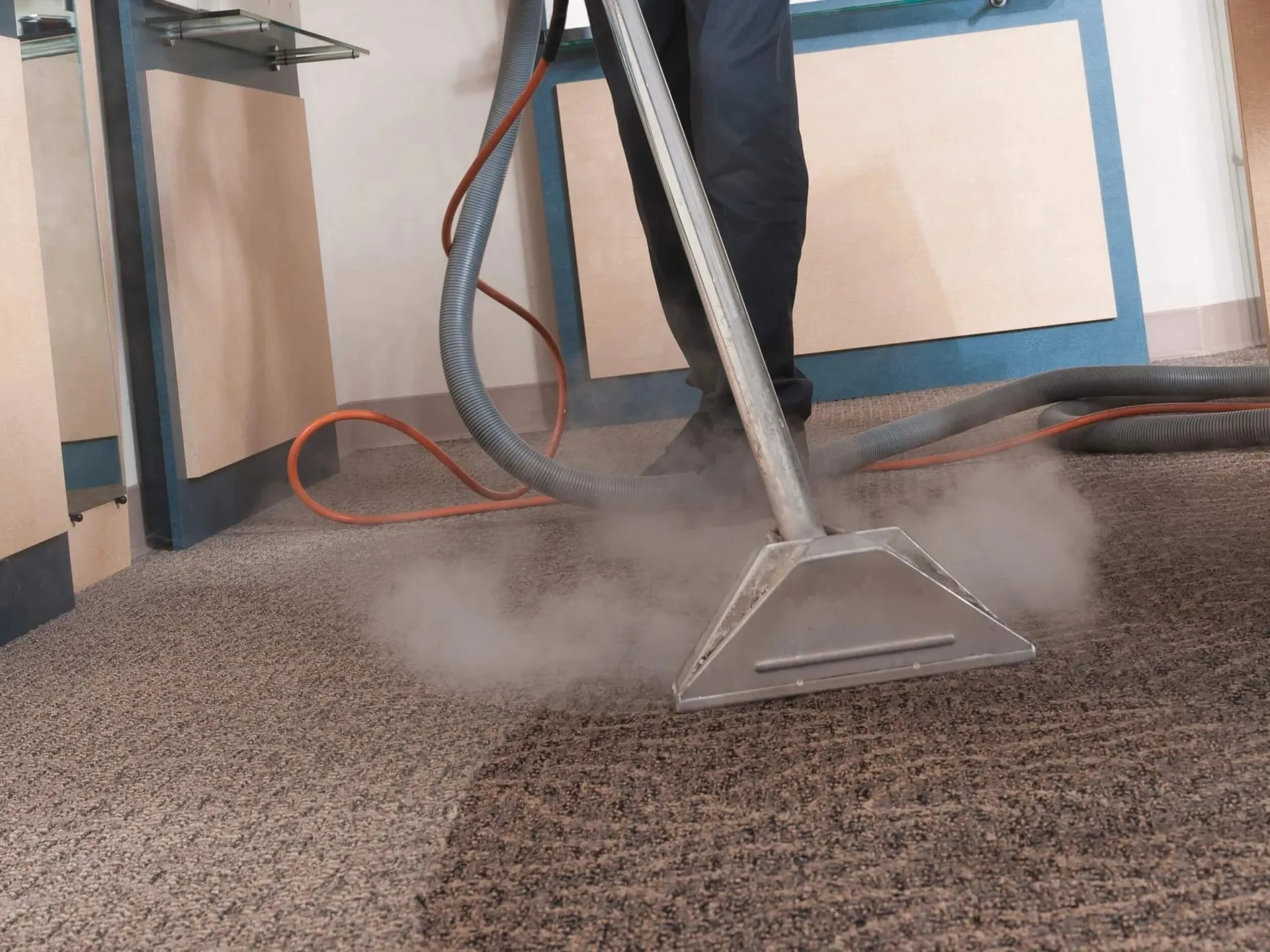 Commercial steam cleaning for Columbus Ohio offices and businesses