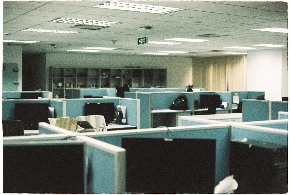 Office with cubicles and carpet — commercial steam cleaning Columbus Ohio